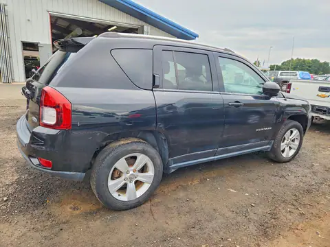 1C4NJDEB7ED730802 — 2014 Jeep Compass, photo 3 from Copart 29.09.2026, Minor dents and scratches