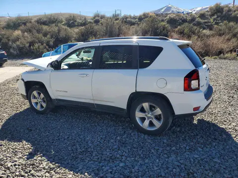 2015 Jeep Compass VIN 1C4NJDBB8FD248166 фото 2