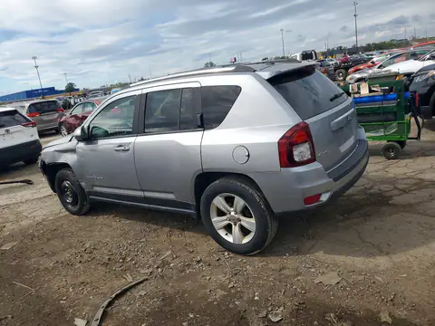 2015 JEEP COMPASS VIN 1C4NJDEB0FD163172 фото 2
