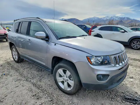 2016 JEEP COMPASS VIN 1C4NJDEB7GD779999 фото 4