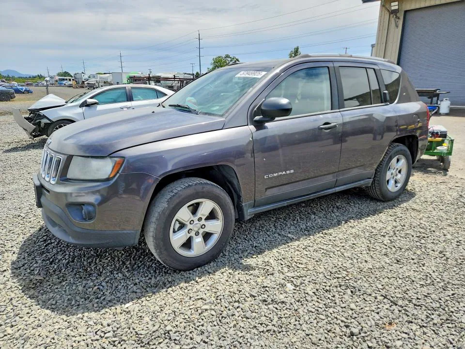 2016 Jeep Compass VIN 1C4NJCBA8GD547627 фото 1