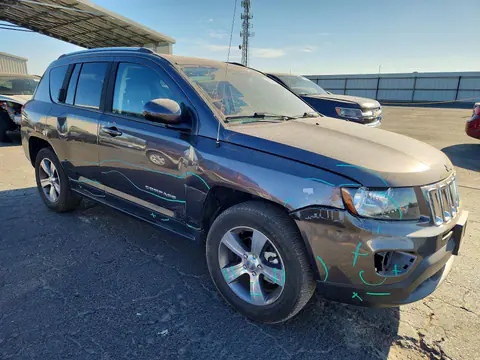 2016 Jeep Compass VIN 1C4NJCEA3GD749349 фото 4