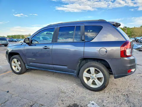 2016 JEEP COMPASS VIN 1C4NJDEB9GD542155 фото 2