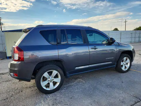2016 JEEP COMPASS VIN 1C4NJDEB9GD542155 фото 3