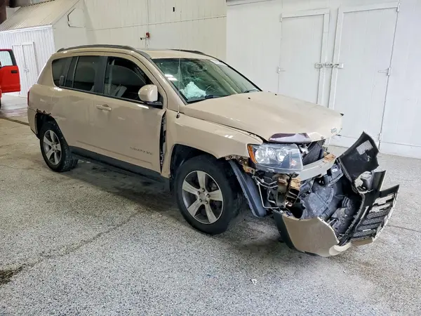 1C4NJDEB4GD772766 — 2016 Jeep Compass, photo 4 from Copart, Front end