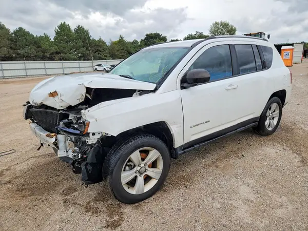 1C4NJCBA0GD793829 — 2016 Jeep Compass, Передняя часть (Front End), фото до ремонта