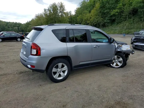 1C4NJDBB4GD566092 — 2016 Jeep Compass, фото 3 с аукциона Copart, Передняя часть