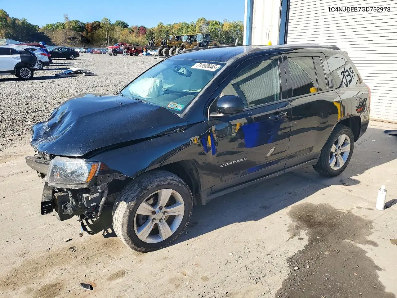 2016 Jeep Compass Latitude VIN 1C4NJDEB7GD752978 фото 1
