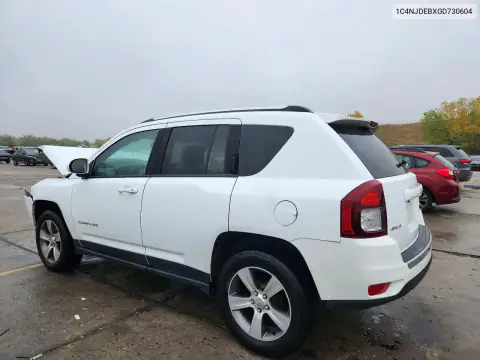 1C4NJDEBXGD730604 — 2016 Jeep Compass, фото 2 с аукциона Copart, Передняя часть
