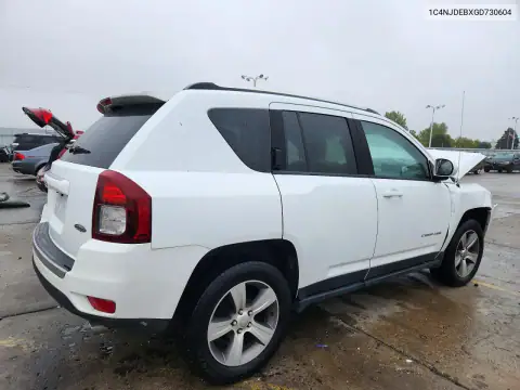 1C4NJDEBXGD730604 — 2016 Jeep Compass, фото 3 с аукциона Copart, Передняя часть