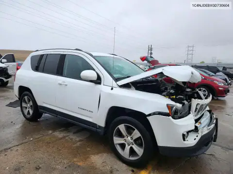 1C4NJDEBXGD730604 — 2016 Jeep Compass, фото 4 с аукциона Copart, Передняя часть