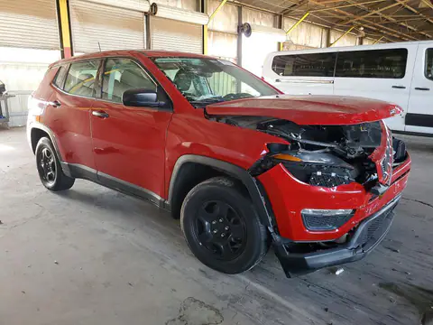 3C4NJCAB5HT647612 — 2017 Jeep Compass, foto 4 de Copart 30.09.2026, Parte delantera