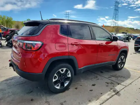3C4NJDDB8HT632233 — 2017 Jeep Compass, zdjęcie 3 z Copart 05.10.2026, Bok