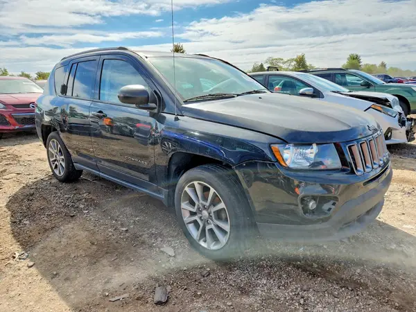 1C4NJCBA4HD186284 — 2017 Jeep Compass, фото 4 с аукциона Copart, Боковая часть