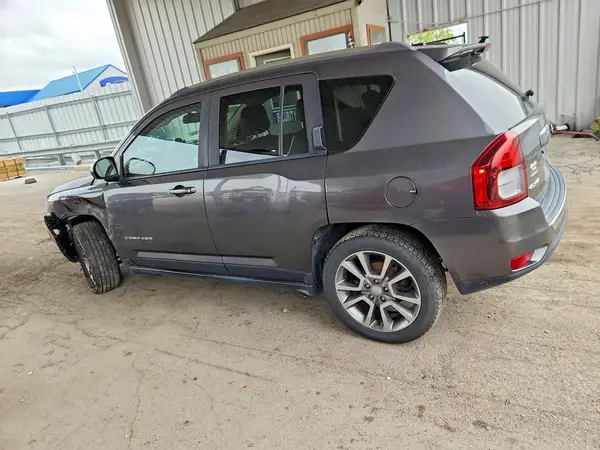 1C4NJDEB0HD177270 — 2017 Jeep Compass, photo 2 from Copart, Front end