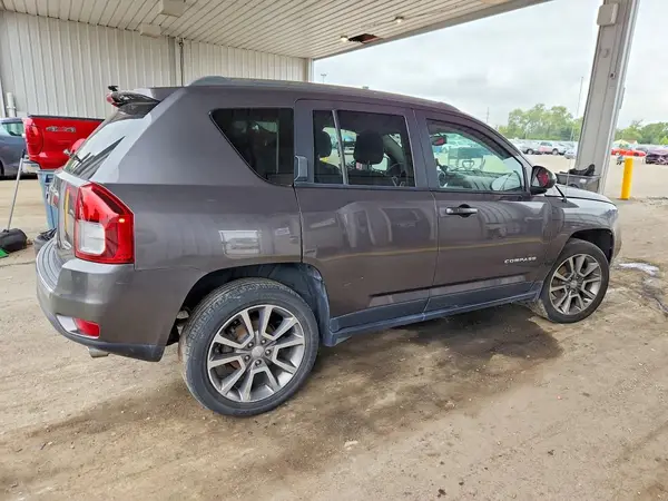 1C4NJDEB0HD177270 — 2017 Jeep Compass, photo 3 from Copart, Front end
