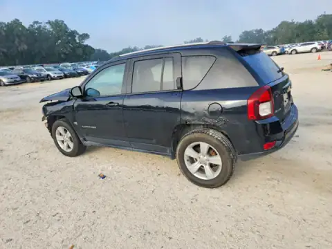 1C4NJDEB2HD142701 — 2017 Jeep Compass, zdjęcie 2 z Copart, Przód