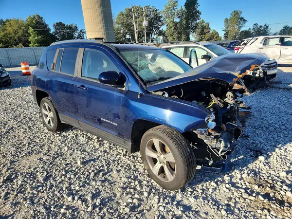 1C4NJCEA0HD102215 — 2017 Jeep Compass, photo 4 from Copart 01.10.2026, Front end