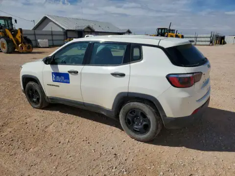 3C4NJCAB7HT661026 — 2017 Jeep Compass, zdjęcie 2 z Copart 30.09.2026, Grad