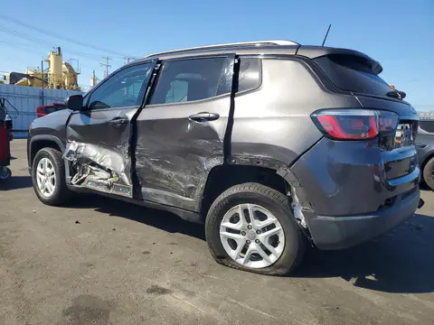 3C4NJCAB4JT420692 — 2018 Jeep Compass, ფოტო 2, Copart 28.10.2026, გვერდითი ნაწილი