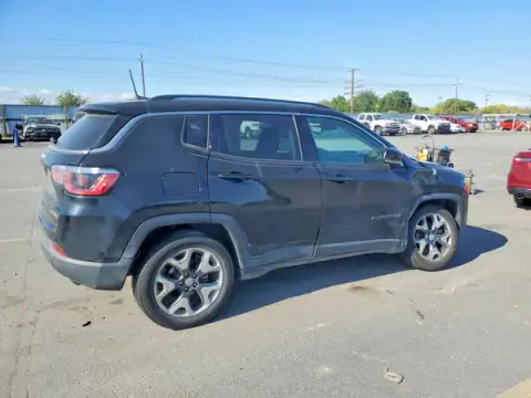3C4NJDCB0JT372790 — 2018 Jeep Compass, zdjęcie 3 z Copart, Bok