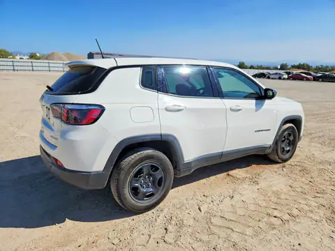 3C4NJCAB4JT488281 — 2018 Jeep Compass, фото 3 с аукциона Copart 16.10.2026, Передняя часть