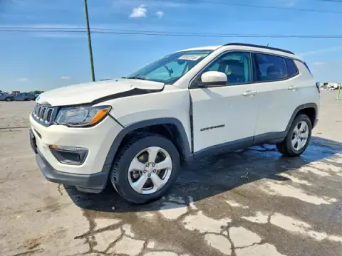 3C4NJDBB7JT192532 — 2018 Jeep Compass, ПЕРЕДНЯЯ ЧАСТЬ (Front End), фото до ремонта