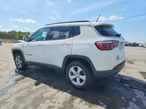 3C4NJDBB7JT192532 — 2018 Jeep Compass, ფოტო 2, Copart 21.10.2026, წინა ნაწილი