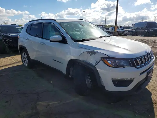 3C4NJDBBXJT103858 — 2018 Jeep Compass, photo 4 from Copart, Undercarriage damage