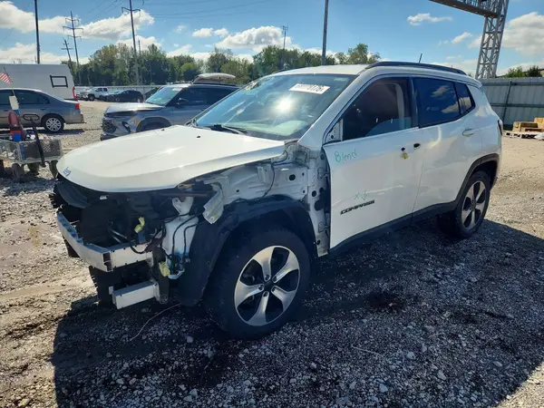 3C4NJDBB0JT179153 Jeep Compass 2018 — повреждение Передняя часть, фото до ремонта