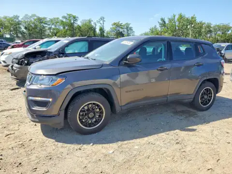 3C4NJCAB3JT466353 Jeep Compass 2018 — Front end damage, before-repair photo