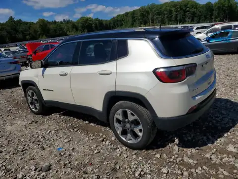 3C4NJDCB5JT357704 — 2018 Jeep Compass, zdjęcie 2 z Copart, Przód