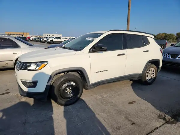 3C4NJCAB0JT125251 Jeep Compass 2018 — Rear end damage, before-repair photo