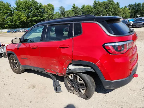 3C4NJDDB9JT451499 — 2018 Jeep Compass, фото 2 с аукциона Copart, Задняя часть