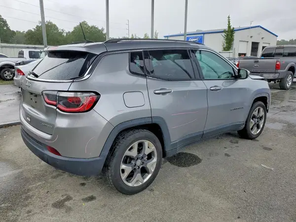 3C4NJCCB8JT362163 — 2018 Jeep Compass, photo 3 from Copart 08.10.2026, Front end
