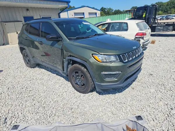 3C4NJCABXJT226829 — 2018 Jeep Compass, фото 4 с аукциона Copart 14.10.2026, Передняя часть