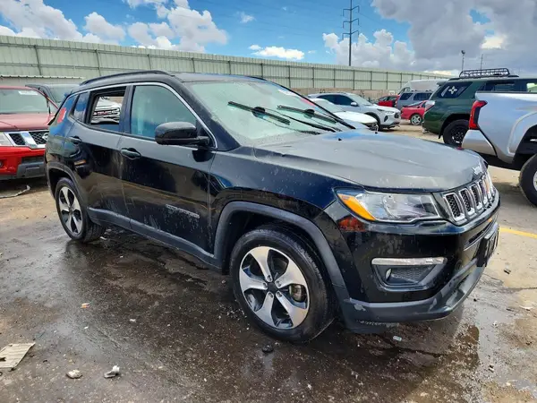 3C4NJCBB5JT271997 — 2018 Jeep Compass, photo 4 from Copart, Rear end