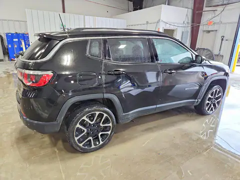 3C4NJDCB5JT336819 — 2018 Jeep Compass, photo 3 from Copart 21.10.2026, Front end