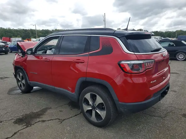 3C4NJDBB3JT131386 — 2018 Jeep Compass, фото 2 с аукциона Copart, Передняя часть