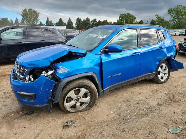 3C4NJDBB6JT139174 Jeep Compass 2018 — uszkodzenie Przód, zdjęcie przed naprawą