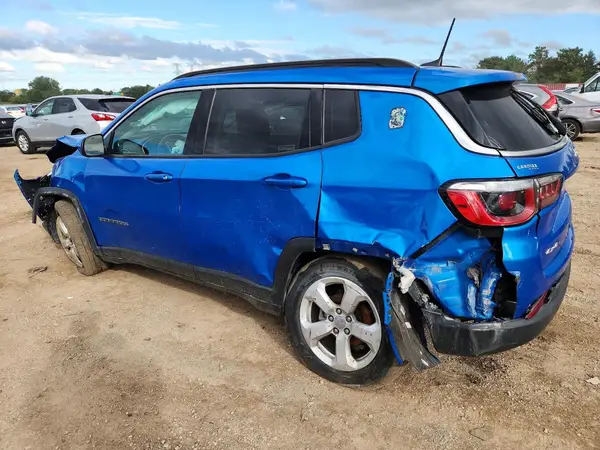 3C4NJDBB6JT139174 — 2018 Jeep Compass, zdjęcie 2 z Copart, Przód
