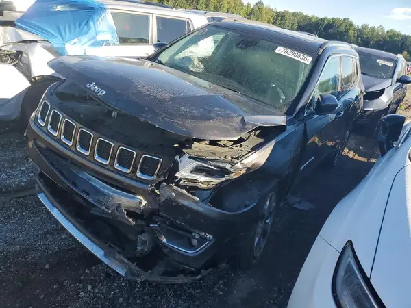 3C4NJCCB2JT204384 Jeep Compass 2018 — повреждение Передняя часть, фото до ремонта