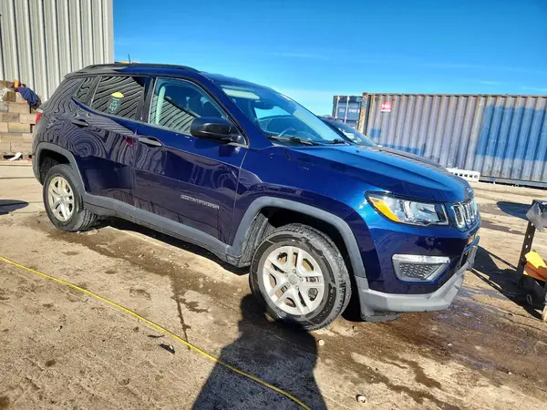 3C4NJDAB6JT126717 — 2018 Jeep Compass, photo 4 from Copart 05.10.2026, Hail