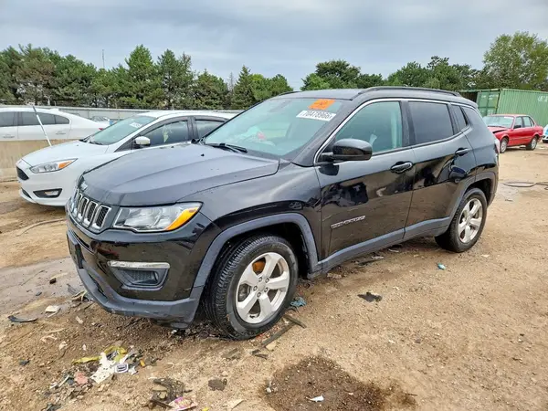 3C4NJDBB8JT480107 Jeep Compass 2018 — повреждение Передняя часть, фото до ремонта