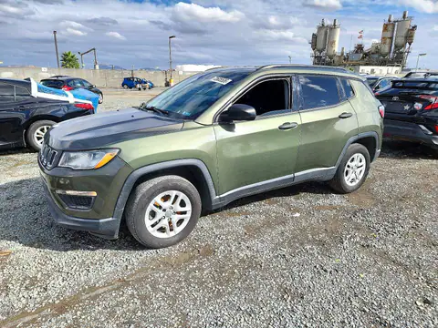 3C4NJCAB2JT105597 — 2018 Jeep Compass, Мелкие вмятины и царапины (Minor Dent/Scratches), фото до ремонта