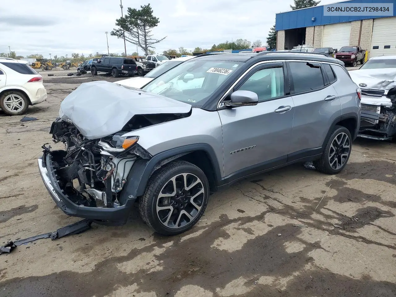 3C4NJDCB2JT298434 Jeep Compass 2018 — Front end damage, before-repair photo