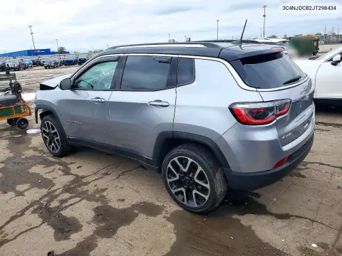 3C4NJDCB2JT298434 — 2018 Jeep Compass, photo 2 from Copart, Front end