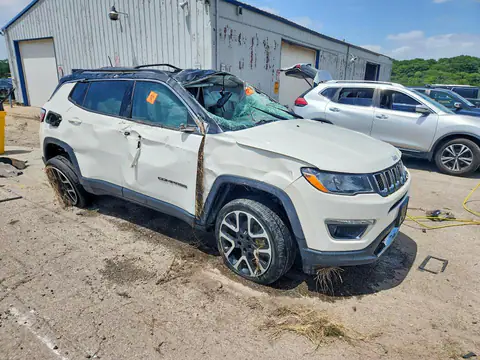 3C4NJDCB7JT350642 — 2018 Jeep Compass, фото 4 с аукциона Copart 28.10.2026, опрокидывание