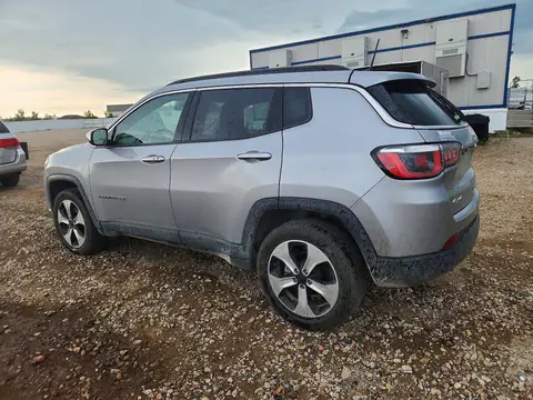 3C4NJDBB3JT104138 — 2018 Jeep Compass, ფოტო 2, Copart 26.10.2026, სეტყვა