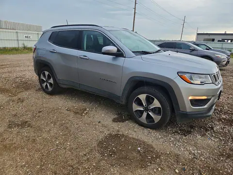 3C4NJDBB3JT104138 — 2018 Jeep Compass, ფოტო 4, Copart 26.10.2026, სეტყვა